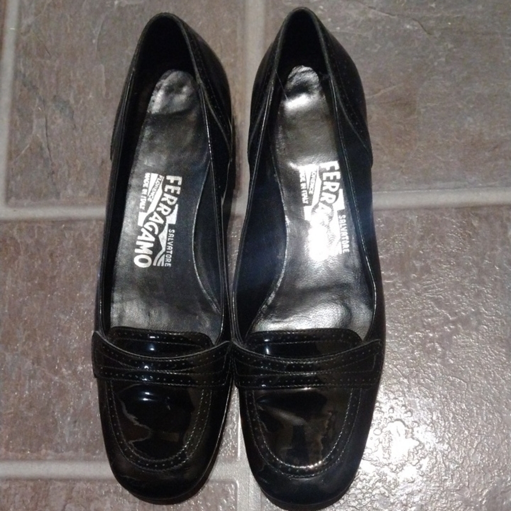 Salvatore Ferragamo Black Patent Leather Almond Toe Penny Loafers Size 6.5B
